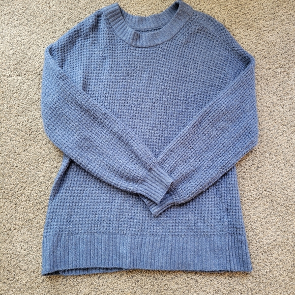 American Eagle Outfitters Sweaters - 🍒4/$20 American Eagle Slate Blue Oversized Sweater Sz XS